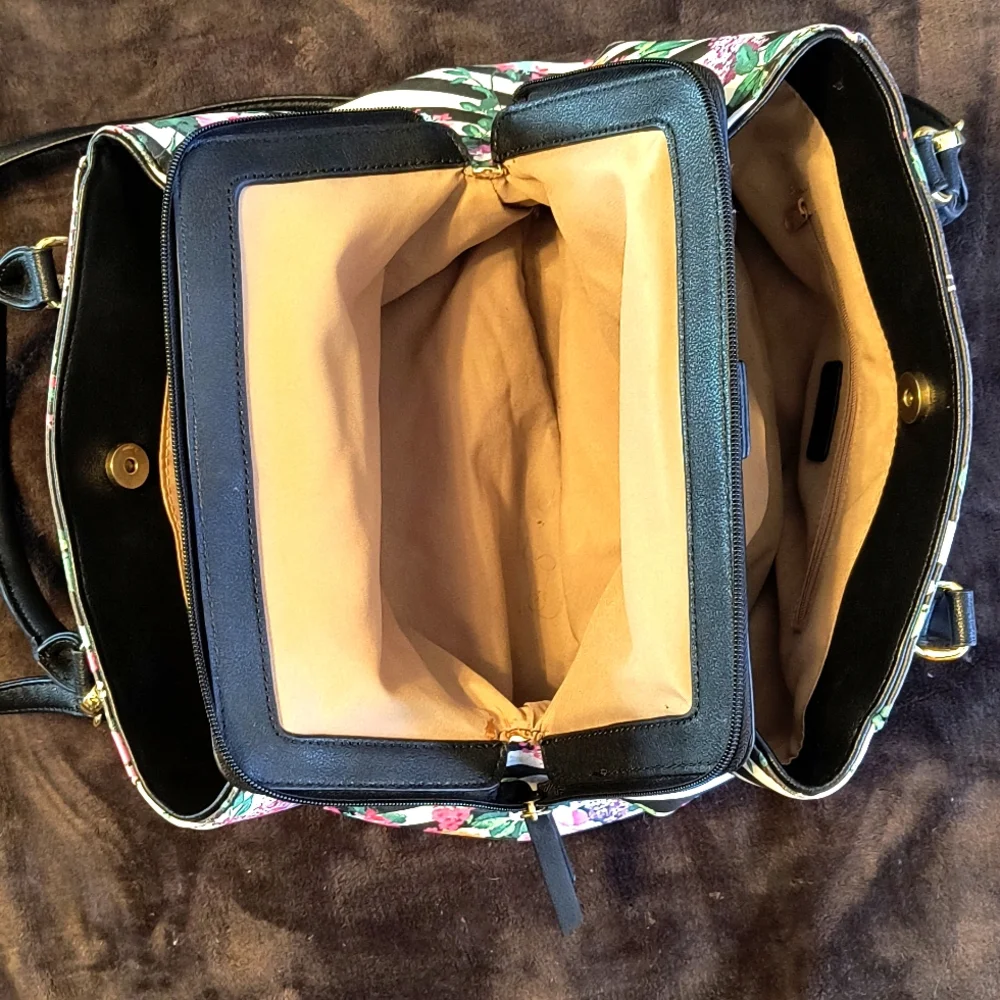 Nicole Miller Floral Pattern Satchell - Picture 7 of 7